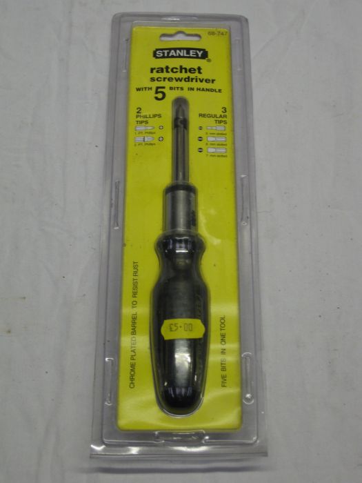 Stanley Ratchet Screwdriver With Bits
