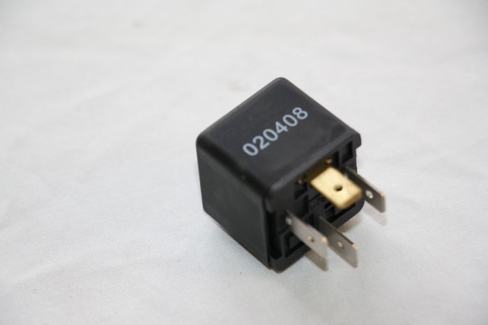 4 Pin 24Volt 30Amp Normally Open Relay 02 002 020408