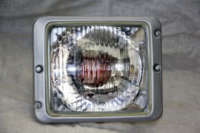 Hella Headlamp Without Side Light Pilot Hole 4578R7