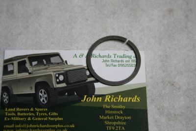 Land Rover LT77 Gearbox Mainshaft collar spring clip FRC4494