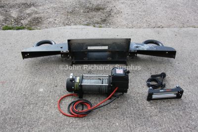 Land Rover Defender Barbarian Winch Bumper Used with New Sealey 6000lb Winch (Collection Only) 