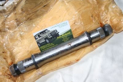 Land Rover Steering Idler Shaft NRC218