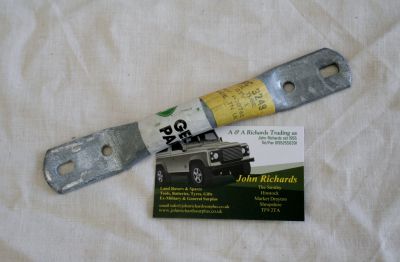 Land Rover Defender Hoodstick Tie Bar RRC3249