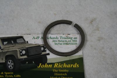 Land Rover Series Gearbox Mainshaft Snap Ring RTC1957