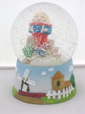 Regency Nursery Rhyme Snow Globe Humpty Dumpty