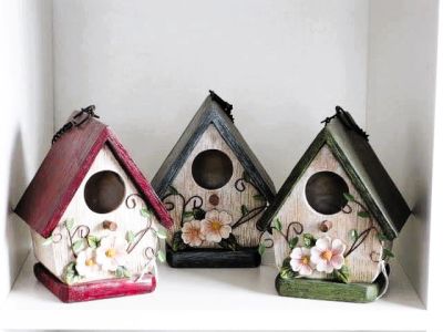 Primrose Cottage Bird House Available in 3 Colours 10019