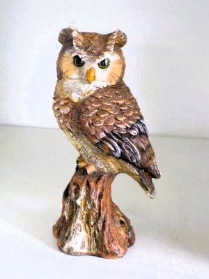 Small Owl Ornament Stood on a Branch 10021B
