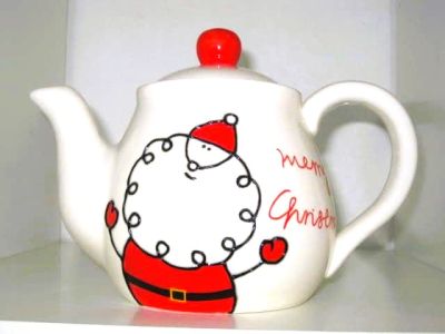 White Merry Christmas Teapot NX10865