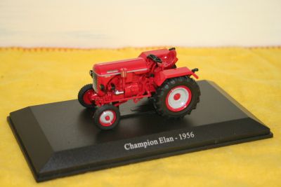 Universal Hobbies Die Cast Champion Elan Tractor 1:43 scale 6026