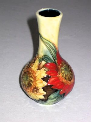 Old Tupton Ware Miniature Vase Sunflower Design 4062