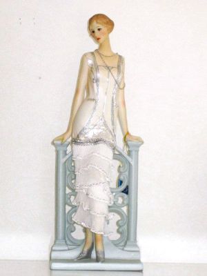 Diamond Dolls Collection Charleston Lady Figurine 58208