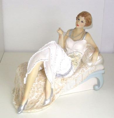 Diamond Dolls Collection Charleston Lady Figurine 58210