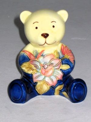 Old Tupton Ware Porcelain Teddy Bear Yellow Bouquet TW5910