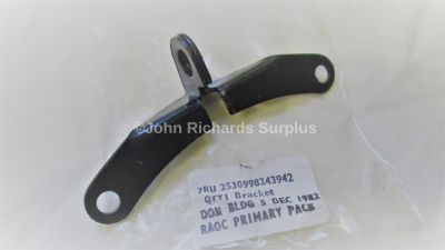 Land Rover Series 3 Brake Hose Bracket Swivel Housing 577697 G