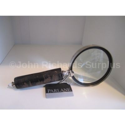 Magnifying Glass with a Horn Handle 670173