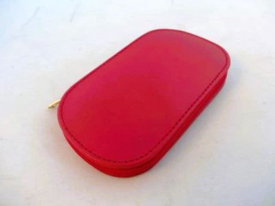 Stylish Manicure & Make Up Brush Set available in Red or Cream Leather Case 700R/7001