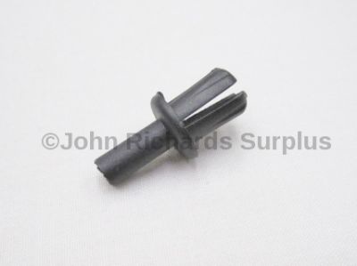 Body Sill Rivet 79086L