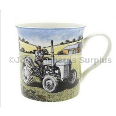Fine Art mug Ferguson TE20 Tractor little grey Fergie