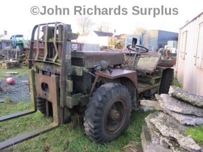 Clark Ranger 4x4 forklift restoration project