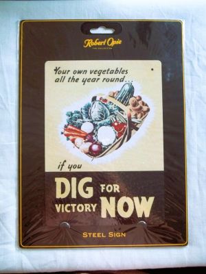 Dig for Victory by Robert Opie Small Metal Wall Sign 200mm x 150mm