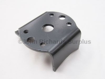 Axle Spring Mounting Plate Front R/H LRD170O/S