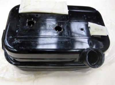Mercedes Benz Unimog fuel tank 4064700901 (Collection Only)