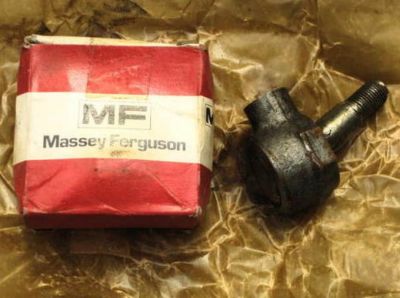 Massey Ferguson Tractor cylinder steering end socket 1851618M2