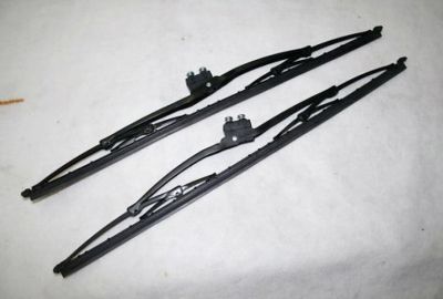 Commercial Vehicle 18&quot; Wiper Blade Pair
