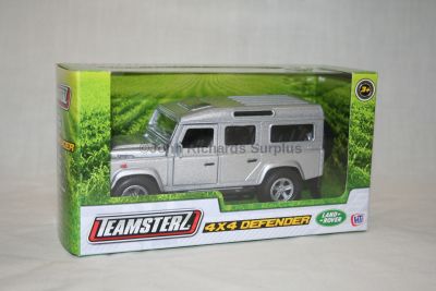 Teamsterz Die Cast Silver Land Rover Defender 110 1:43 Scale Model 1372481