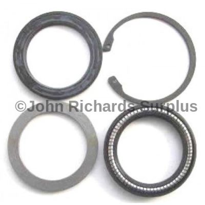 Steering Box Seal Kit QFW100180