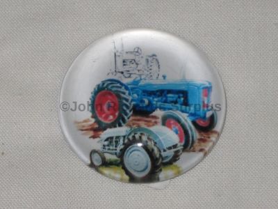 Vintage Tractor glass fridge magnet by Regency R36034T