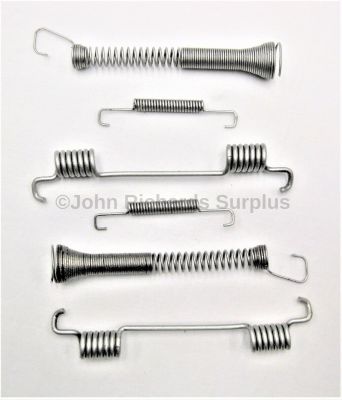 Handbrake Shoe Spring Kit SMN500020