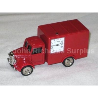 Miniature Classic Truck Design Battery Operated Desk Clock 9721