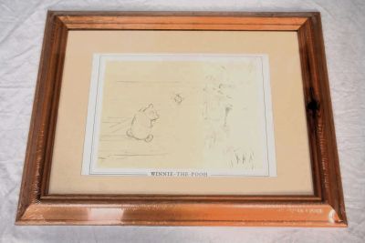 Winnie The Pooh and Friends Wood Framed Line Sketch Pooh001