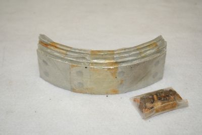 Girling brake lining set with rivits SP1630/1