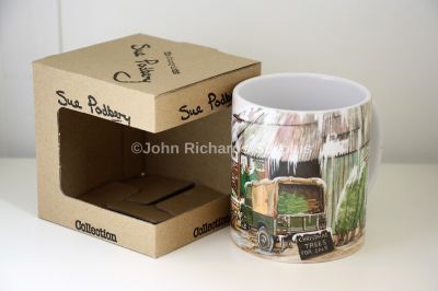 Sue Podbery Collection Durham Mug Land Rover Series 1 Christmas Trees SP393M