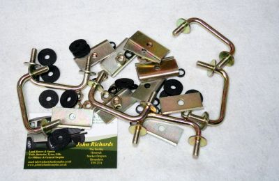 Land Rover Rear body lashing cleat kit RTC6584