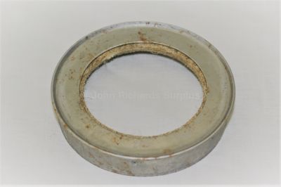 Bedford Vauxhall Packing Seal 2530-99-832-8878