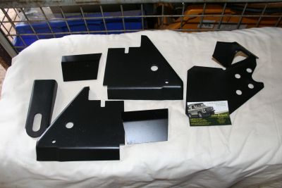 Land Rover Crossmember Fitting Kit RTC3355