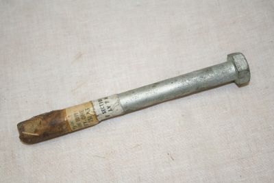 Austin 1800 Radius arm to suspension bolt 11H1091