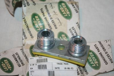 Land Rover Defender Adaptor Air Con Compressor Hose MUC4358