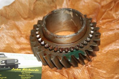 Land Rover LT77 Gearbox 2nd Gear Mainshaft FRC5884