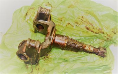 Bedford Stub Axle Steering Knuckle 7215352 2530-99-809-6736