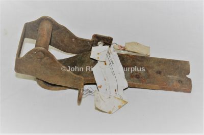 Bedford Vauxhall CF Front Door Hinge 8830364
