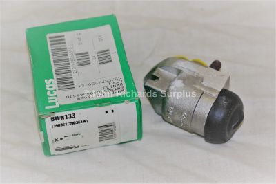 Series Wheel Cylinder Front R/H Genuine Girling 243744 