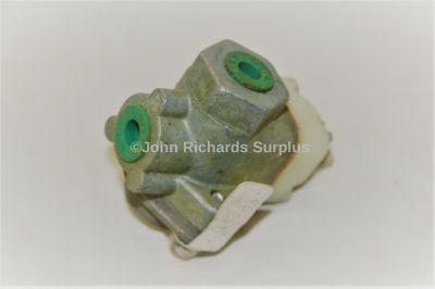 Bedford Brake Pressure Valve 8838943 5930-99-811-0825
