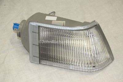 Austin Montego R/H Front Indicator Lamp LRC1164 