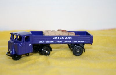 Corgi Die Cast Scammel Mechanical Horse 1:76 Scale DG199014