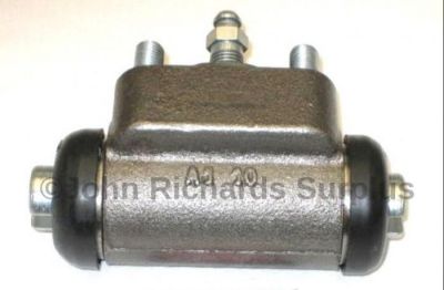 Wheel Cylinder Rear L/H 243303