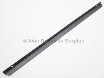 Windscreen Glass Side Retainer 330667